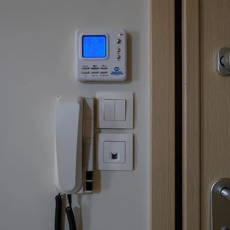 House アパート *